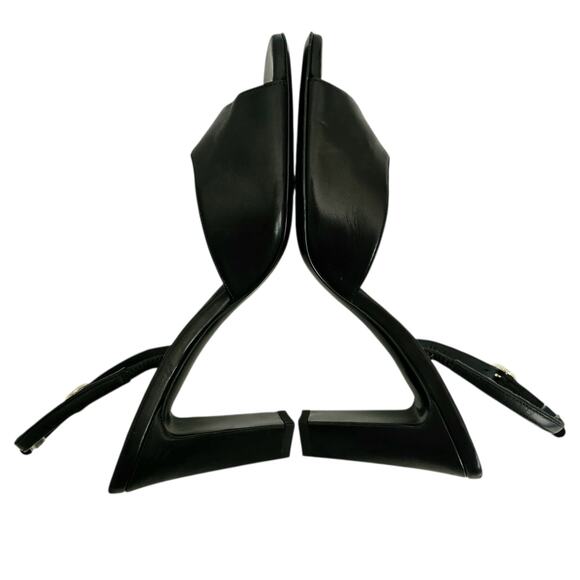 Chanel 24P CC Slingback Heel Sandal Size 38 US 7 7.5 Black Leather Block Heel - Picture 8 of 14